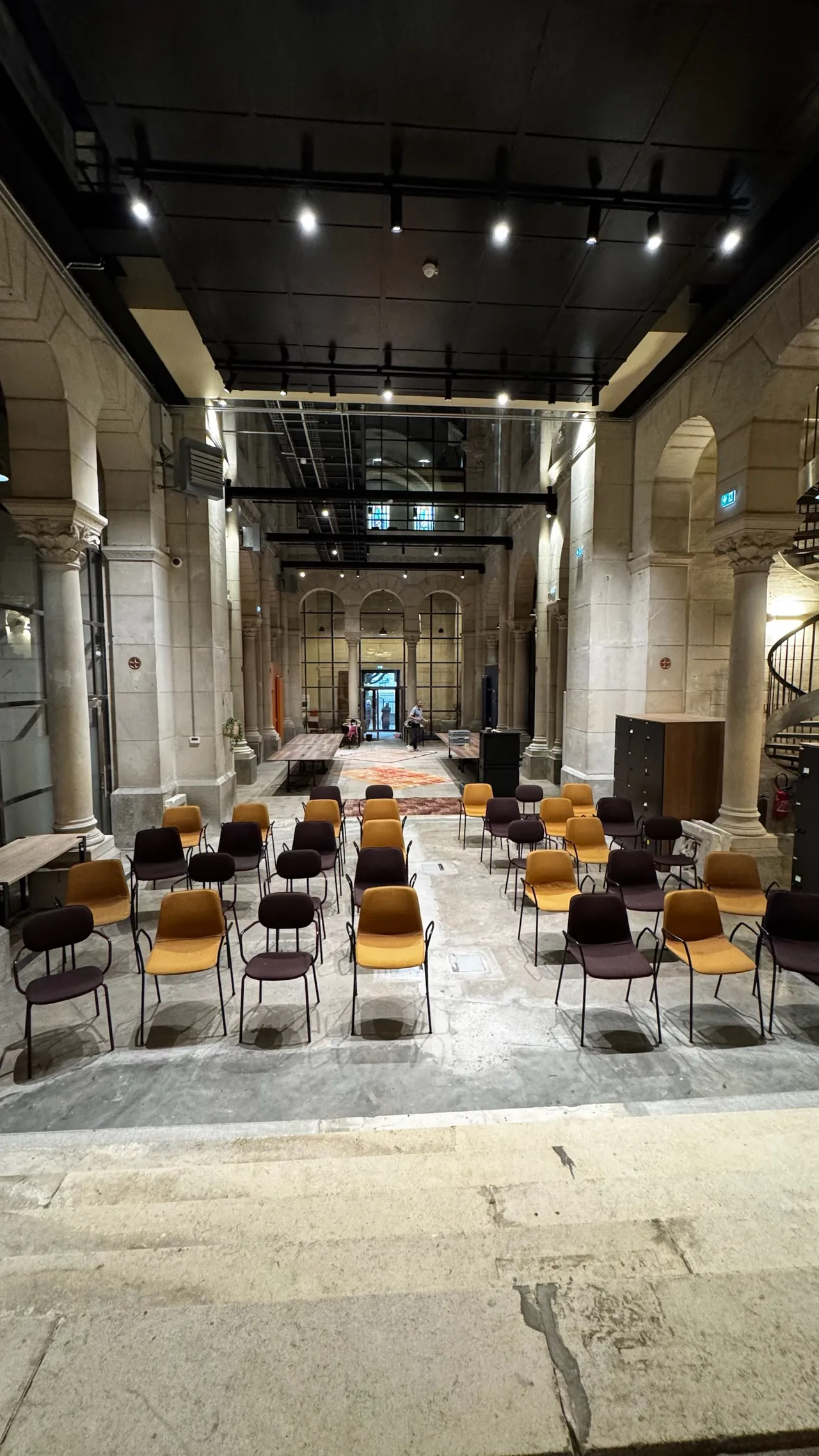 Lieu de tournage à Nantes : la nef de l'abside vers l'entrée